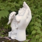 Preview: Engel Figur in schützender Hand rechts, Deko Engel, 24cm