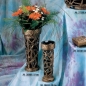 Preview: Grab Vase massiv mit Einsatz, Trauerblumen Vase messing