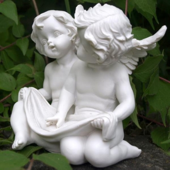 Engelpaar Figur Engel mit Tuch. B 13cm.