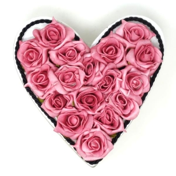 Grabgesteck Herz Beton mit Rosen und Kordel