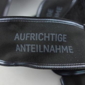 Dekorationsband Aufrichtige Anteilnahme. 2 Meter