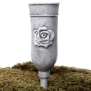 Grabvase mit Rosenblüte