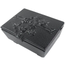 Schwarzes Weihwasserbecken